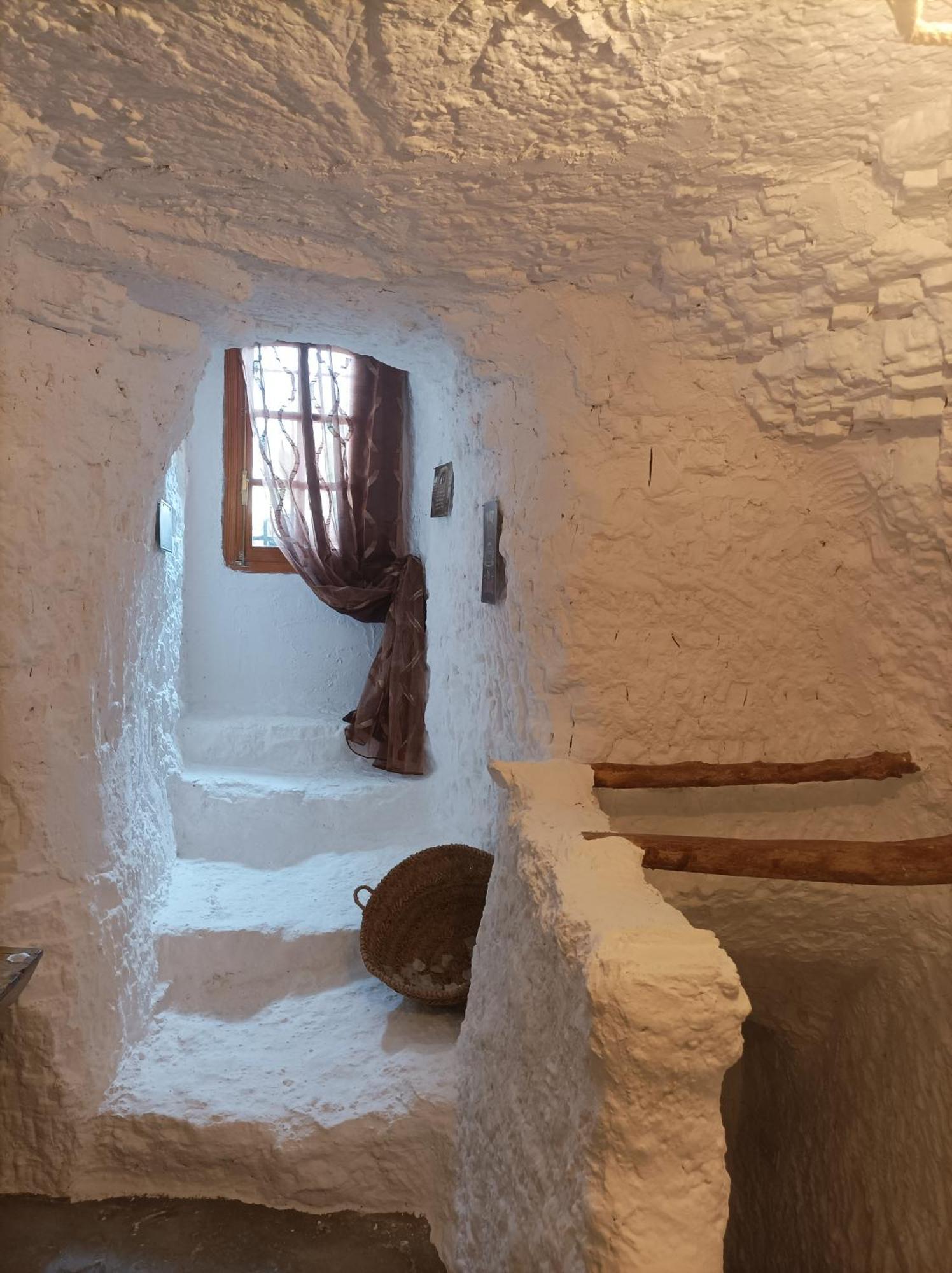 Cueva La Trapera *