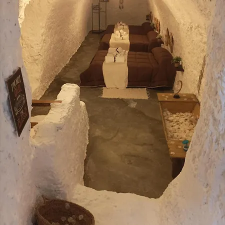 Gasthaus Cueva La Trapera Benamaurel Exterior foto